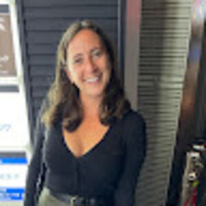 Meet your Posher, Elyse